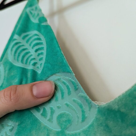 Animal Crossing x Blackmilk Burned Velvet Green Leaf Handkerchief Dress - Small - Picture 5 of 14